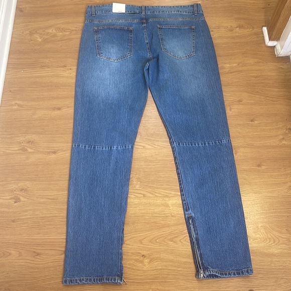 FashionNova Men Size 40 Light Blue Jeans - Picture 3 of 7